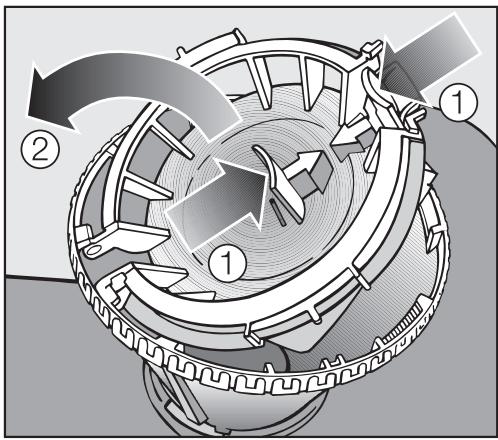 MIELE G 4220 SCI - Nettoyage des filtres de la cuve - 2