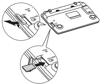 CASIO EW-F4000C - ■ Insertion et retrait d'une carte mémoire microSD - 1