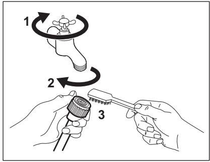 ELECTROLUX EWF1484EDW - Het filter van de toevoerslang en het klepfilter reinigen - 1