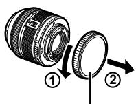 OLYMPUS OM-D E-M5 - Montez un objectif sur l'appareil photo. - 1