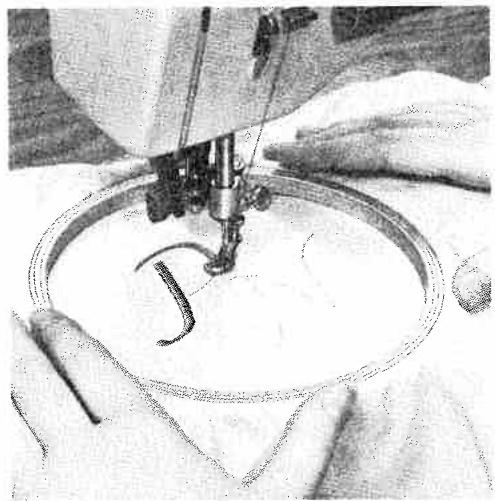 PFAFF 1222E - Monogram embroidery - 4