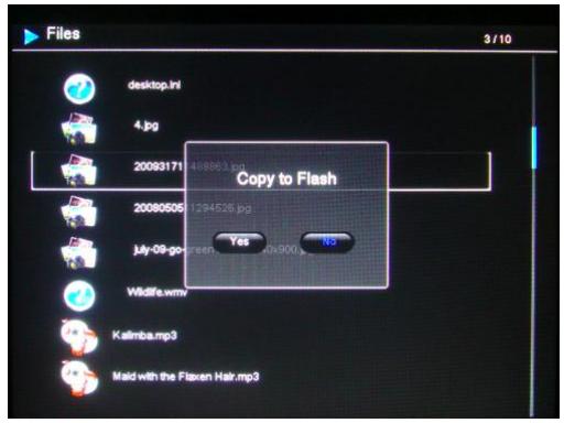 TELEFUNKEN DPF9323 - Copie de photos vers la mémoire interne - 1