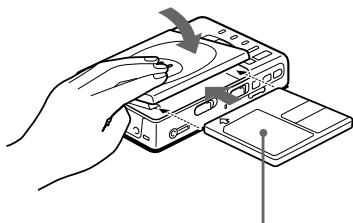 SONY MZ-R35 - Introduza um MD. - 2