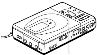 SONY MZ-R35 - Selecting the track number or track name directly - 1