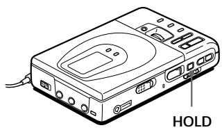 SONY MZ-R35 - Locking the controls (HOLD) - 1