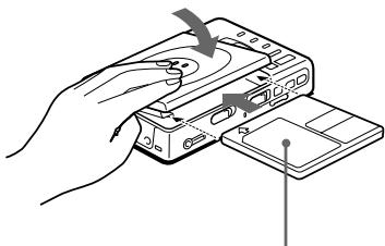 SONY MZ-R35 - Introduza um MD "gravável". - 2