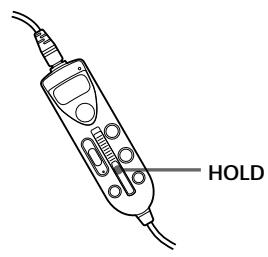 SONY MZ-R37 - Locking the controls (HOLD) - 2