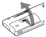 SONY ICD-UX300F - Insérez une pile rechargeable. - 1