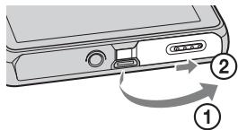 SONY CYBER-SHOT DSC-T110 - Insercción de la batería/una tarjeta de memoria (se vendé por分开) - 4
