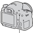 SONY A65 - Premere il tasto. - 1
