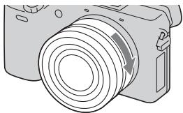 SONY NEX-6B - Montaggio/rimozione dell'obiettivo - 3
