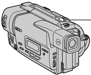 SONY CCD-TR317E - IcnoJIb3OBAHneФyHKcHn Hae3da BnDEOKaMepbl - 1