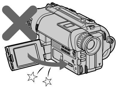SONY CCD-TRV25 - Notes on the LCD panel - 2