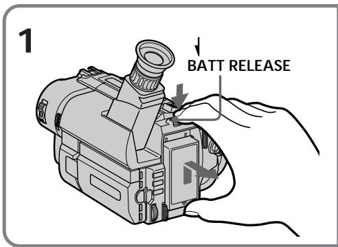 SONY CCD-TRV25 - Installing the battery pack - 1
