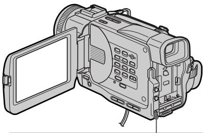 SONY DCR-TRV11E - Подтверждение работы видеомагнитофона - 1