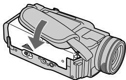 SONY DCR-TRV11E - Пункт 2 Установка кассеты - 3