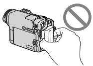 SONY DCR-TRV14E - Monitoring the playback picture on the LCD screen (p. 52) - 7