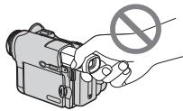 SONY DCR-TRV22E - Contrôle de l'image fixe en cours de lecture sur l'écran LCD (p. 179) - 3