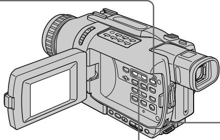 SONY DCR-TRV240E - Наложение неподвижного изображения в "Memory Stick" на изображение – Функция MEMORY MIX - 2