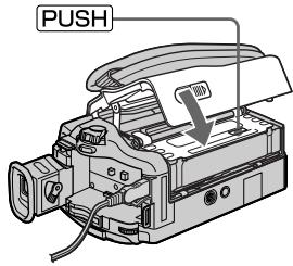 SONY DCR-TRV240E - Inserting a cassette (p. 27) - 4
