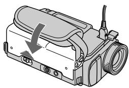 SONY DCR-TRV8E - Inserting a cassette (p. 19) - 4