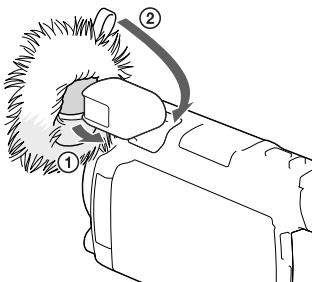 SONY HDR-PJ780VE - Anbringen des Windschutzes - 1