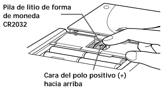 SONY RM-TP501 - Inserte la pila de litio. - 1