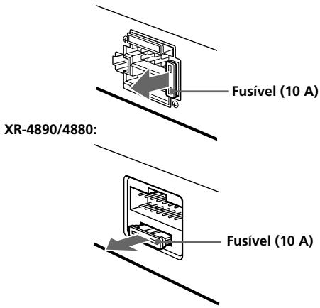 SONY XR-4890 - Substituição do fusível - 1