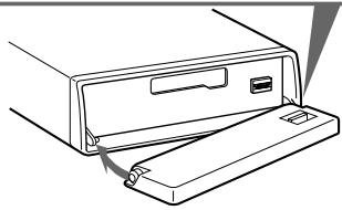 SONY XR-C6220R - Attaching the front panel - 2