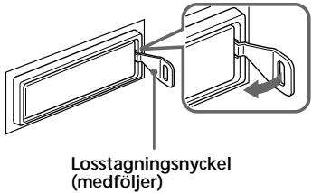 SONY XR-M500R - Om det inte går att öppna frontpanelen pga. att en säkring har löst ut - 1
