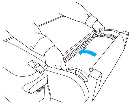 EPSON STYLUS PRO 4880 - Installation du papier rouleau sur l'imprimante - 4