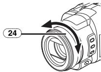 PANASONIC NV-GS24 - Tournez la bague de mise au point manuelle pour régler la vitesse d'obturation. - 1