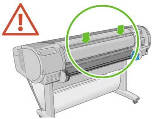 HP DESIGNJET T1100 MFP - Chargement d'un rouleau sur la bobine de 24 pouces - 2