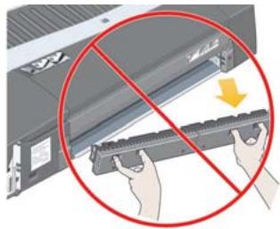 HP DESIGNJET 90 - Problème : Feuille de papier bloquée (imprimante de la série 90/130) - 2