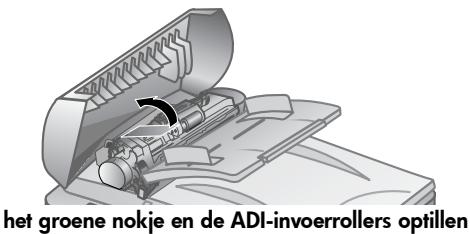HP SCANJET 8200C - de invoerrol handmatig schoonmaken - 1