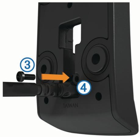 GARMIN ZUMO 300 - Installation des cables d'alimentation sur le support de montage pour moto - 2