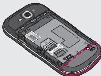 LG GW620 - Chargement de la batterie du téléphone - 1