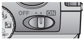 NIKON COOLPIX 2000 - Appuyer sur la commande () Lorsque l'apparil est connecté et sous tension - 1