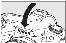 NIKON D80 - Abaissement du flash intégré - 1
