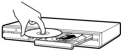 SHARP DV-HR400F - Chargement d'un disque - 2