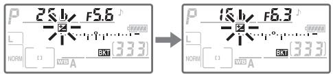 FUJIFILM S5 PRO - Pendant que vous appuyez sur BKT, faites pivoter la molette de commande principale pour choisir le nombre de vues de la séquence de bracketing (→p.106). - 3
