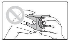 FUJIFILM AX200 - Comment tenir l'appareil photo - 2