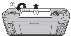 FUJIFILM REAL 3D W1 - Insertion de la batterie - 1
