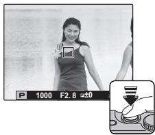 FUJIFILM XQ1 - Verrouillage de la mise au point - 1