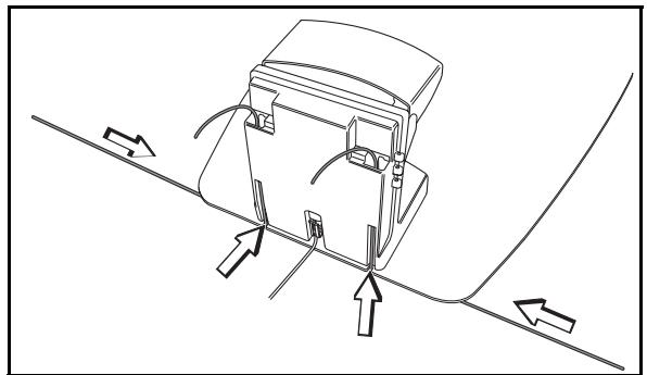 HUSQVARNA AUTOMOWER 220 AC - Placement du cable périphérique vers la station de charge - 2