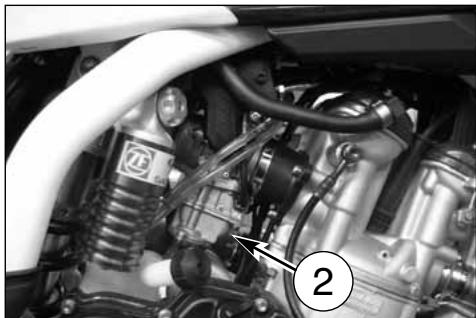 HUSQVARNA SMR 530 R - ADJUSTING THE IDLE - 2