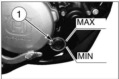 HUSQVARNA SMR 530 R - WARNING\*: Be careful not to touch hot engine oil. - 1
