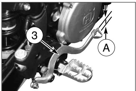 HUSQVARNA SMR 530 R - REGOLAZIONE LEVA COMANDO E CONTROLLO LIVELLO FLUIDO FRENO ANTERIORE - 1