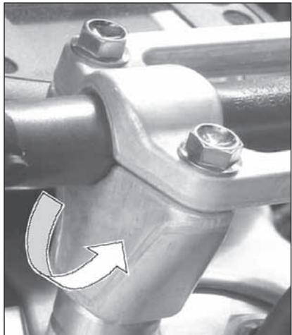 HUSQVARNA TC 250 - MODIFICATION DE LA POSITION ET DE L'HAUTEUR DU GUIDON - 2
