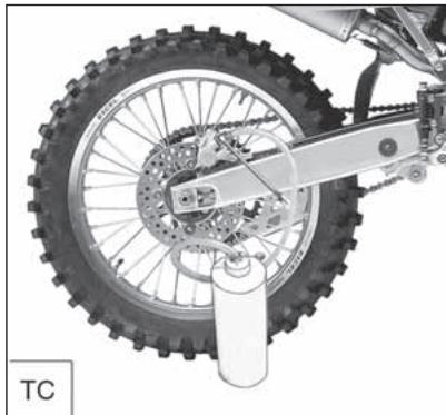 HUSQVARNA TC 250 - CURAGE DU SYSTEME DE FREINAGE ARRIERE - 1